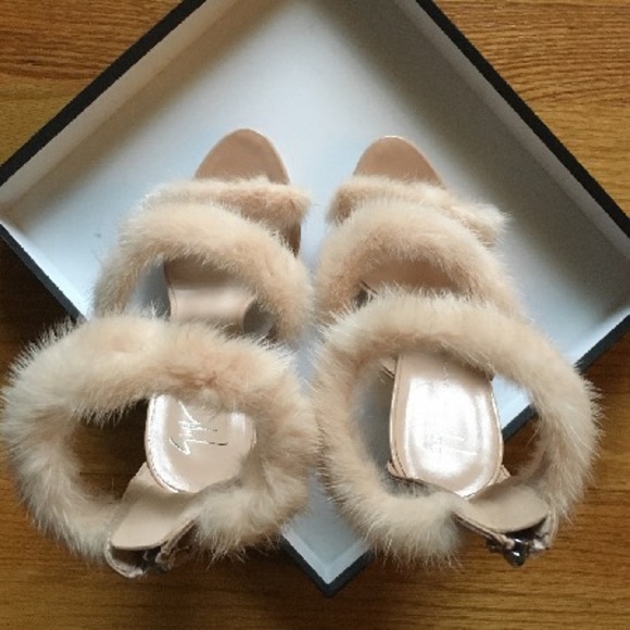 Giuseppe Zanotti Coline Iamina Fur US 6.5 | IT 36.5 (NIB) - Picture 6 of 7